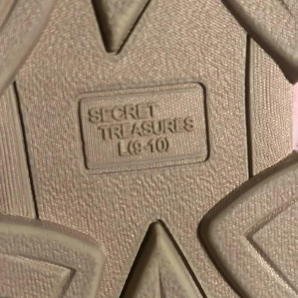 Secret Treasures Faux Fur Pink Lug Sole Slide Slippers - Size L9-10 - Picture 4 of 7